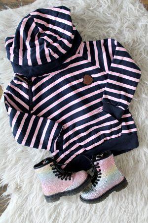 Hoodie Goodday blauwroze, boots glitter rainbow