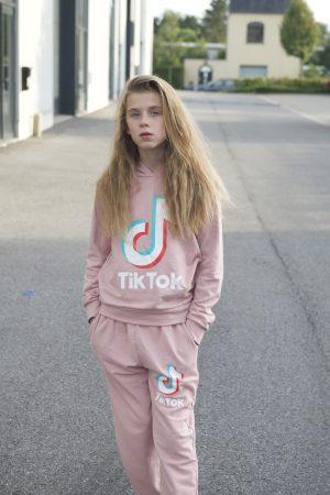 TikTok Trainingspak Premium Pink