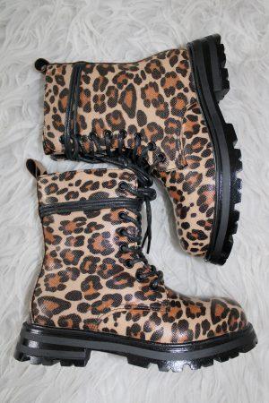 Boots leoparty