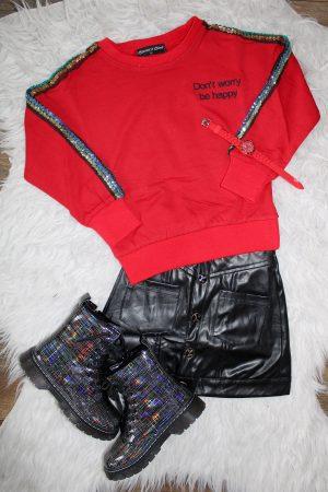 Truitje Happy rood, Rokje Cool leatherlook zwart, boots blacksilver, horloge cool rood