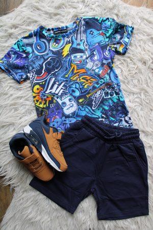 Shirtje Graffiti blauw, broekje short blauw, sneakers chico blauw bruin