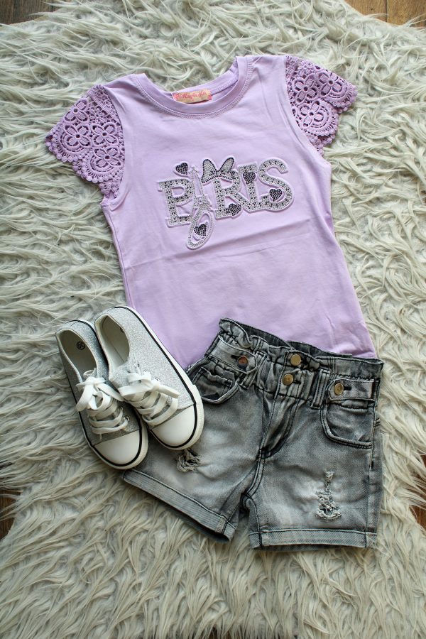 Shirtje paris lila, sneakers glitter zilver, broekje girls denim kort grijs
